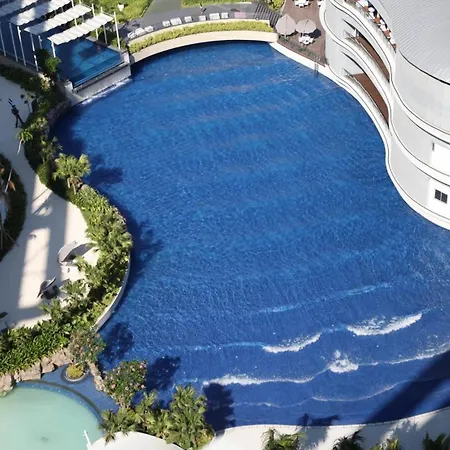 Azure Resort Residence Casa Matthew