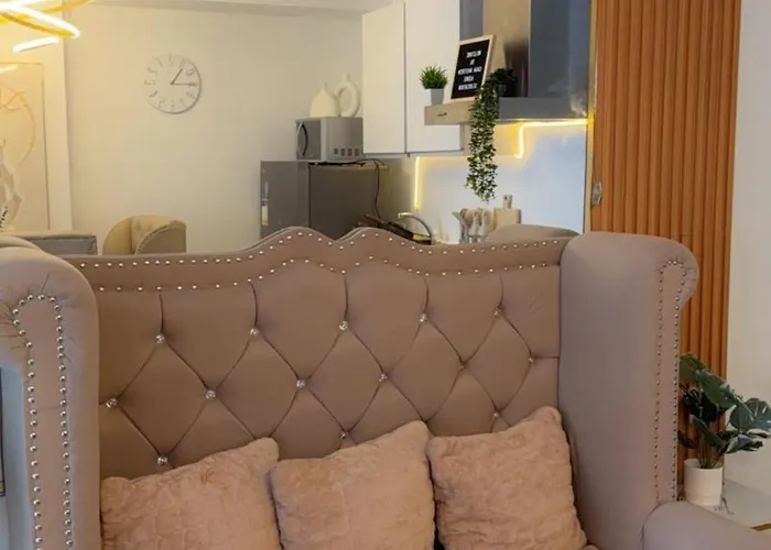 Azure Casa Matthew 5*