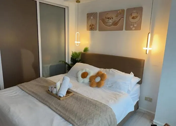 Azure Casa Matthew Отель